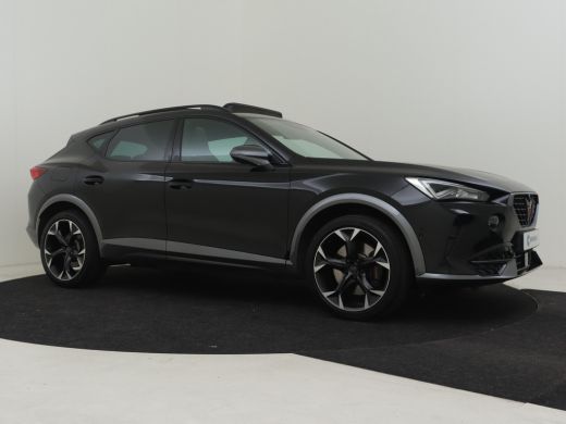 Seat Formentor 1.4 e-Hybrid VZ Performance 245pk | Panorama dak | Keyless | Dodehoekdetectie | 360 camera | Navi... ActivLease financial lease