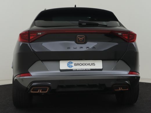 Seat Formentor 1.4 e-Hybrid VZ Performance 245pk | Panorama dak | Keyless | Dodehoekdetectie | 360 camera | Navi... ActivLease financial lease