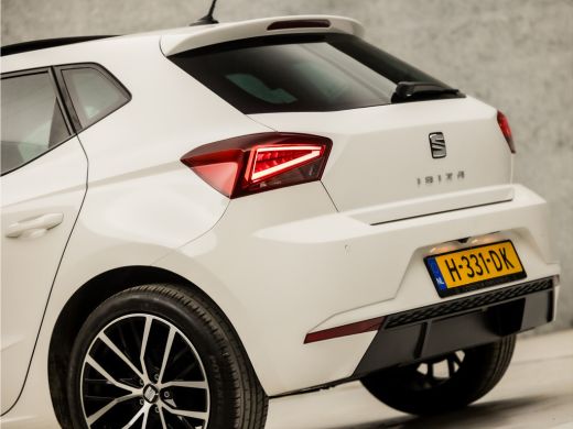 Seat Ibiza 1.0 TSI Intense Sport (SCHUIFDAK, APPLE CARPLAY, GROOT NAVI, CLIMATE, CAMERA, SPORTSTOELEN, LM VE... ActivLease financial lease