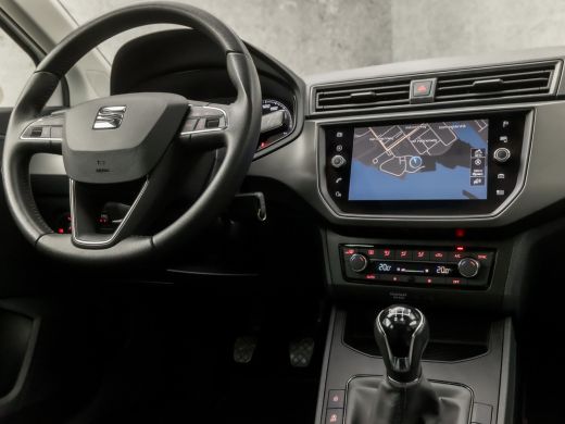 Seat Ibiza 1.0 TSI Intense Sport (SCHUIFDAK, APPLE CARPLAY, GROOT NAVI, CLIMATE, CAMERA, SPORTSTOELEN, LM VE... ActivLease financial lease