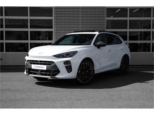 Seat Terramar 1.5TSI 272pk e-Hybrid VZ America's CUP | Panoramadak | Lederen bekleding | Trekhaak | Performance... Seat Terramar 1.5TSI 272pk e-Hybrid VZ America's CUP | Panoramadak | Lederen bekleding | Trekhaak | Performance...
