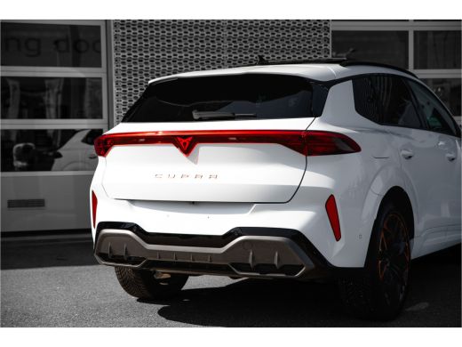 CUPRA Terramar 1.5TSI 272pk e-Hybrid VZ America's CUP | Panoramadak | Lederen bekleding | Trekhaak | Performance... ActivLease financial lease