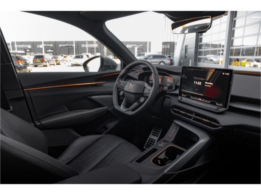 CUPRA Terramar 1.5TSI 272pk e-Hybrid VZ America's CUP | Panoramadak | Lederen bekleding | Trekhaak | Performance... ActivLease financial lease