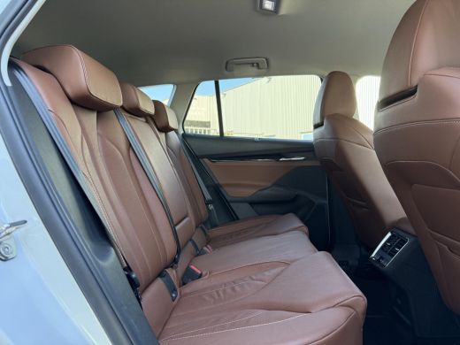 Skoda Enyaq iV 60 kWh Navi | Leder | Camera | ActivLease financial lease