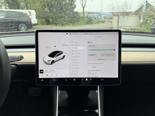Tesla Model 3 Long Range AWD Dual | Autopilot | Panorama | Leder | ActivLease financial lease
