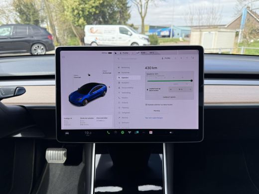 Tesla Model 3 Long Range AWD Dual | Autopilot | Panorama | Leder | ActivLease financial lease