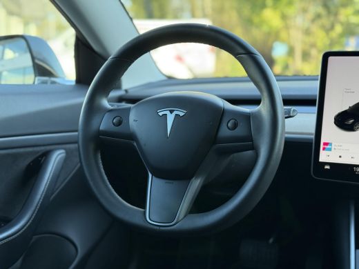 Tesla Model 3 Long Range AWD Dual | Autopilot | Panorama | Trekhaak | ActivLease financial lease