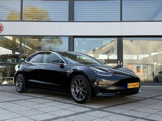 Tesla Model 3 Long Range AWD Dual | Autopilot | Panorama | Trekhaak | ActivLease financial lease