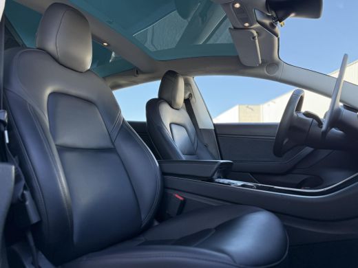 Tesla Model 3 Long Range AWD Dual Autopilot Panorama Trekhaak ActivLease financial lease