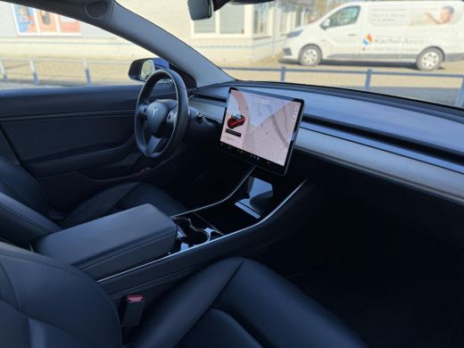 Tesla Model 3 Long Range AWD Dual Autopilot Panorama Trekhaak ActivLease financial lease