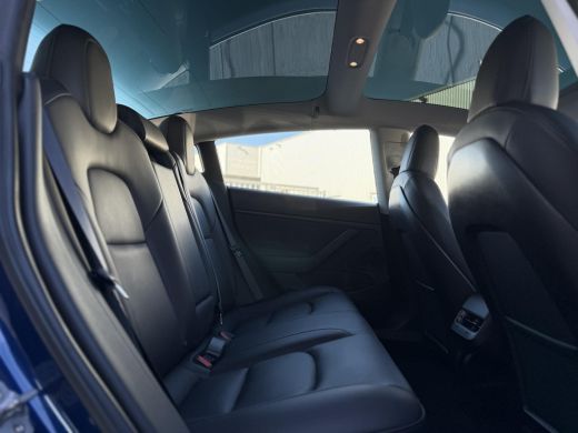 Tesla Model 3 Long Range AWD Dual Autopilot Panorama Trekhaak ActivLease financial lease