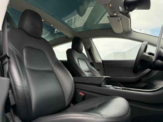 Tesla Model 3 Range Plus | Autopilot | Panorama | Leder | Navi | Autopilot | Panorama | Leder | ActivLease financial lease