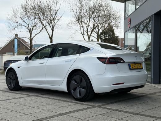 Tesla Model 3 Range Plus | Autopilot | Panorama | Leder | Navi | Autopilot | Panorama | Leder | ActivLease financial lease