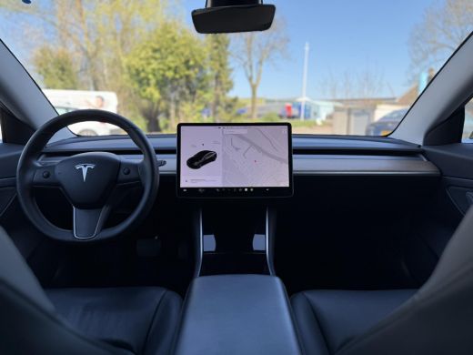 Tesla Model 3 Range Plus | Autopilot | Panorama | Leder | Navi | Camera ActivLease financial lease