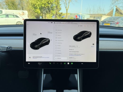Tesla Model 3 Range Plus | Autopilot | Panorama | Leder | Navi | Camera ActivLease financial lease