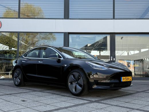 Tesla Model 3 Range Plus | Autopilot | Panorama | Leder | Navi | Camera ActivLease financial lease