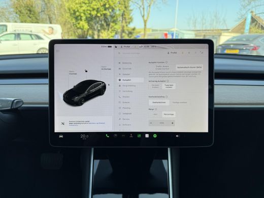 Tesla Model 3 Range Plus | Autopilot | Panorama | Leder | Navi | Camera ActivLease financial lease