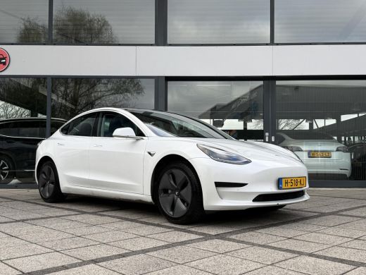 Tesla Model 3 Range Plus | Autopilot | Panorama | Leder | Navi | Camera ActivLease financial lease
