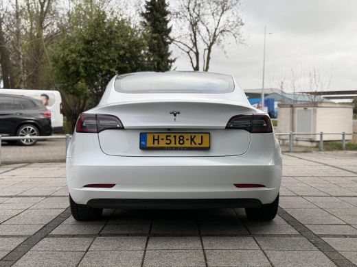 Tesla Model 3 Range Plus | Autopilot | Panorama | Leder | Navi | Camera ActivLease financial lease