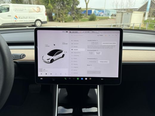 Tesla Model 3 Range Plus Autopilot Panorama Trekhaak ActivLease financial lease