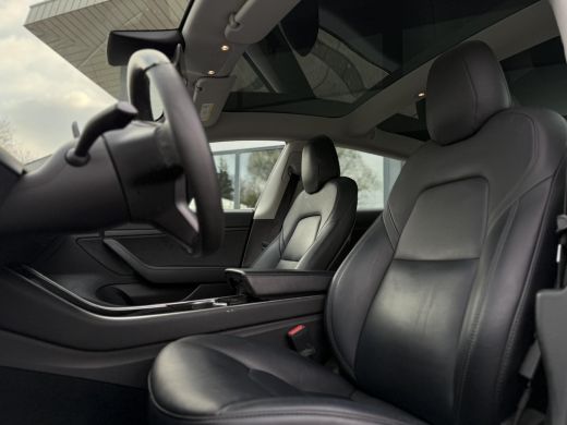 Tesla Model 3 Range Plus Autopilot Panorama Trekhaak ActivLease financial lease