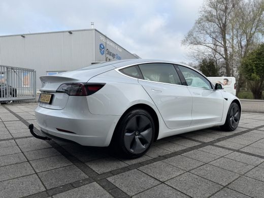 Tesla Model 3 Range Plus Autopilot Panorama Trekhaak ActivLease financial lease