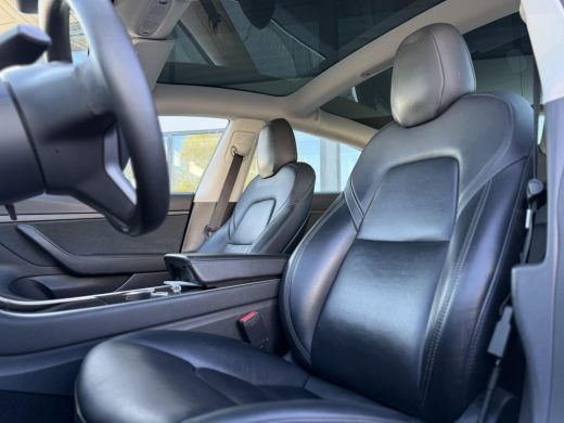 Tesla Model 3 Range Plus Autopilot Panorama Trekhaak Leder Navi ActivLease financial lease