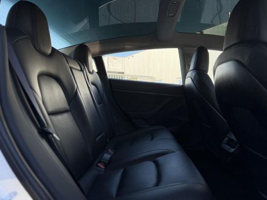 Tesla Model 3 Range Plus Autopilot Panorama Trekhaak Leder Navi ActivLease financial lease
