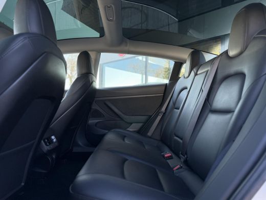 Tesla Model 3 Range Plus Autopilot Panorama Trekhaak Leder Navi ActivLease financial lease