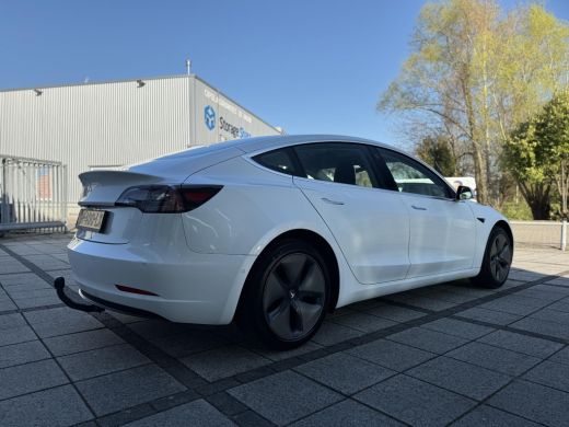 Tesla Model 3 Range Plus Autopilot Panorama Trekhaak Leder Navi ActivLease financial lease