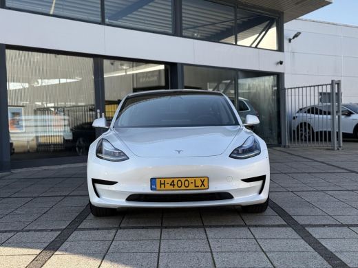 Tesla Model 3 Range Plus Autopilot Panorama Trekhaak Leder Navi ActivLease financial lease