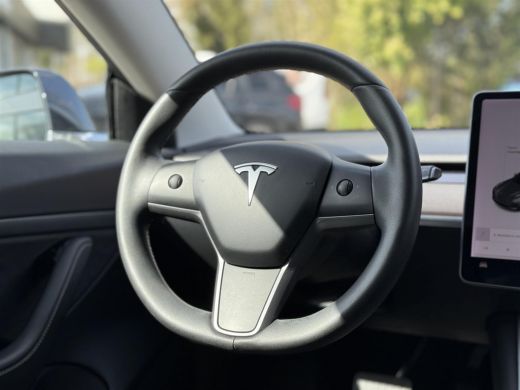 Tesla Model 3 Range Plus RWD ActivLease financial lease