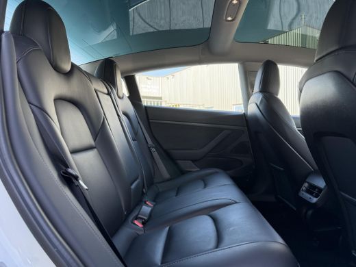 Tesla Model 3 Range Plus RWD | Autopilot | Panorama | Leder | ActivLease financial lease