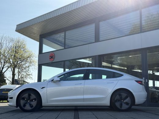 Tesla Model 3 Range Plus RWD | Autopilot | Panorama | Leder | ActivLease financial lease