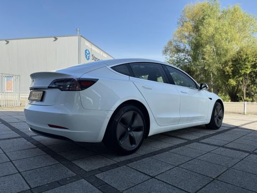 Tesla Model 3 Range Plus RWD | Autopilot | Panorama | Leder | ActivLease financial lease