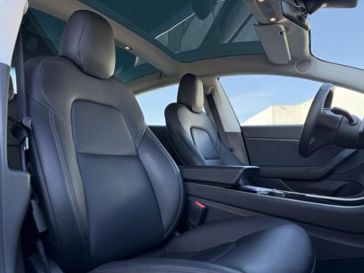 Tesla Model 3 Range Plus RWD | Autopilot | Panorama | Leder | ActivLease financial lease