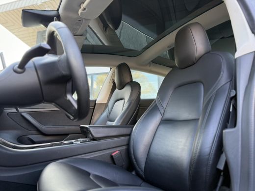 Tesla Model 3 Range Plus RWD | Autopilot | Panorama | Leder | ActivLease financial lease