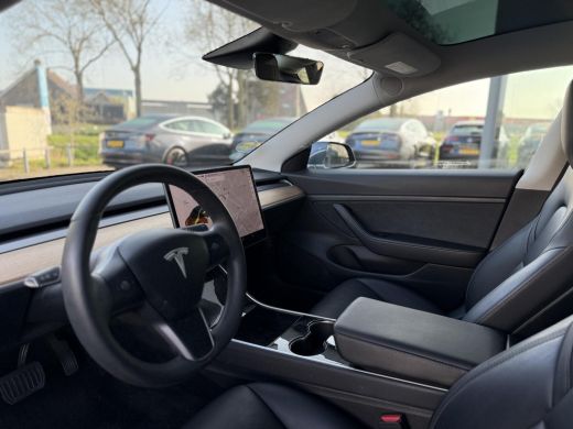 Tesla Model 3 Range Plus RWD | Autopilot | Panorama | Leder | ActivLease financial lease
