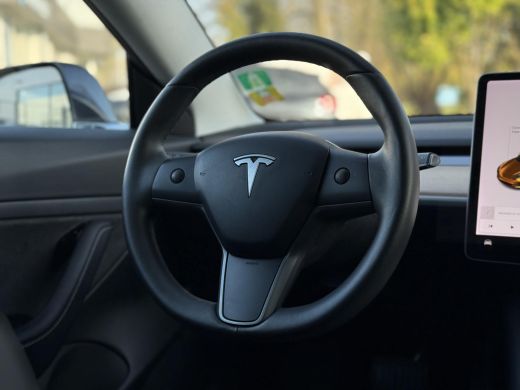 Tesla Model 3 Range Plus RWD | Autopilot | Panorama | Leder | ActivLease financial lease
