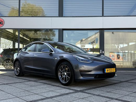 Tesla Model 3 Range Plus RWD | Autopilot | Panorama | Leder | ActivLease financial lease