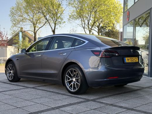 Tesla Model 3 Range Plus RWD | Autopilot | Panorama | Leder | ActivLease financial lease