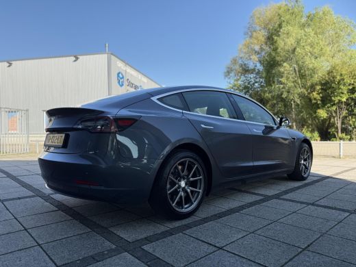 Tesla Model 3 Range Plus RWD | Autopilot | Panorama | Leder | ActivLease financial lease