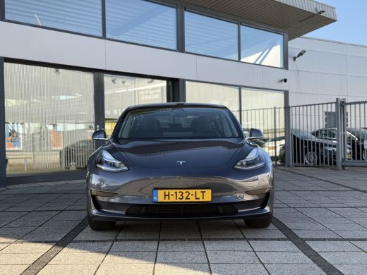 Tesla Model 3 Range Plus RWD | Autopilot | Panorama | Leder | ActivLease financial lease