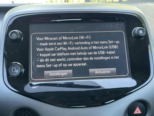 Toyota Aygo 1.0 VVT-i x-play | 5 deurs | Carplay | Airconditioning | Parkeercamera | Elektrische buitenspiege... ActivLease financial lease
