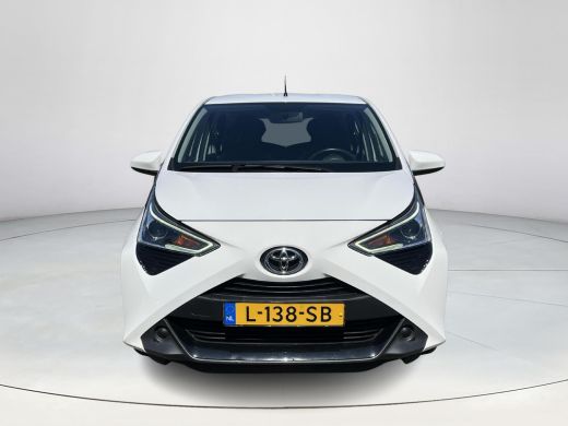 Toyota Aygo 1.0 VVT-i x-play | 5 deurs | Carplay | Airconditioning | Parkeercamera | Elektrische buitenspiege... ActivLease financial lease