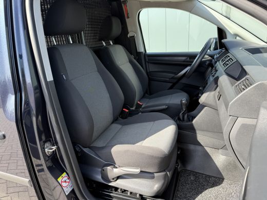 Volkswagen Caddy 2.0 TDI / L1H1 / ORIG. NL / AIRCO / CRUISE / PARKEERSENSOREN / METALLIC ActivLease financial lease