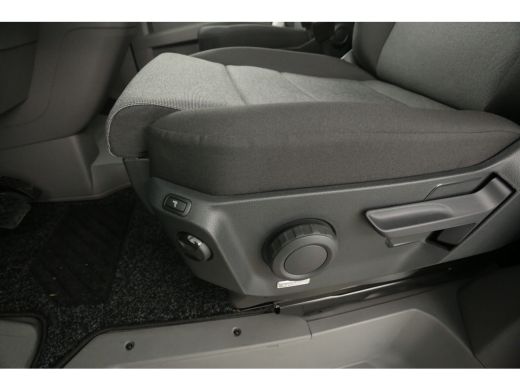 Volkswagen Crafter 2.0 TDI DSG HIGHLINE EXCLUSIVE L3H3 | FACELIFT MODEL | BPM VRIJ | NIEUW 3000KG TREKHAAK VIRTUAL A... ActivLease financial lease