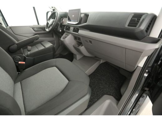 Volkswagen Crafter 2.0 TDI DSG HIGHLINE EXCLUSIVE L3H3 | FACELIFT MODEL | BPM VRIJ | NIEUW 3000KG TREKHAAK VIRTUAL A... ActivLease financial lease