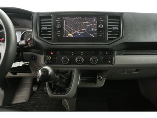 Volkswagen Crafter 35 2.0 TDI L3H3 141PK 3000KG Trekgew. Trekhaak Airco Camera Carplay Cruise Parkeersensoren ActivLease financial lease