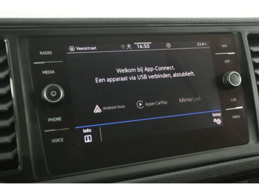 Volkswagen Crafter 35 2.0 TDI L3H3 141PK 3000KG Trekgew. Trekhaak Airco Camera Carplay Cruise Parkeersensoren ActivLease financial lease